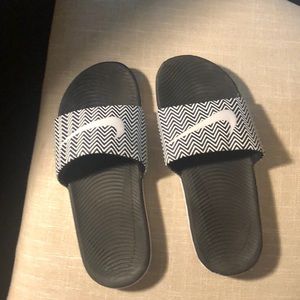 Nike slides